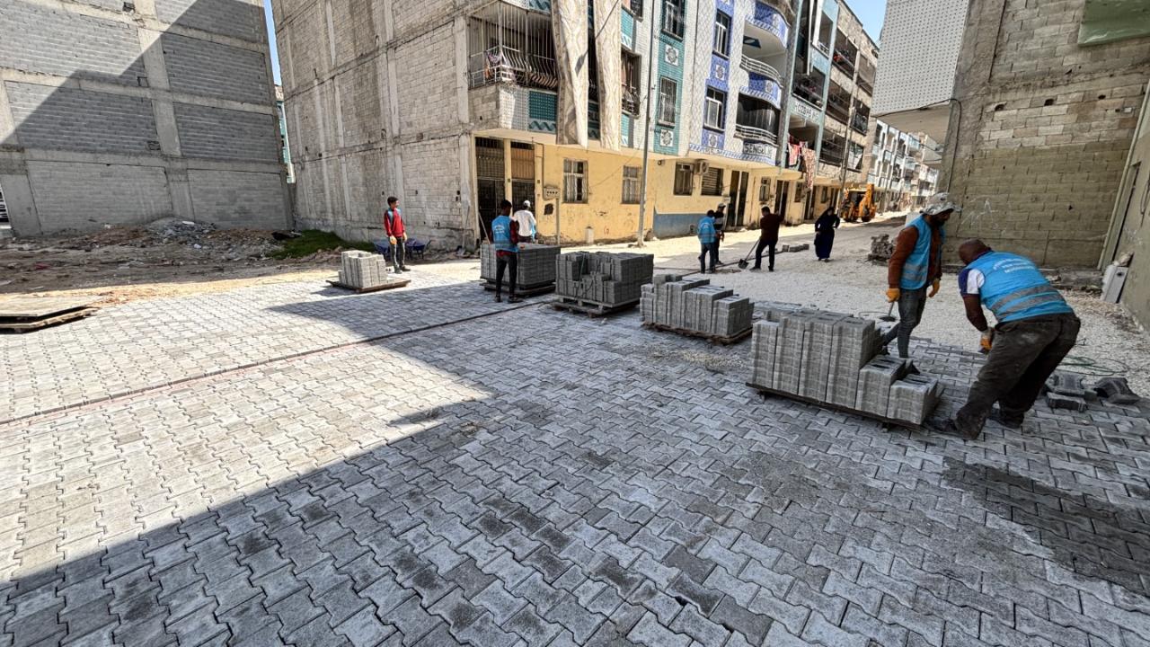 EYYÜBİYE'DE YOL ÇALIŞMALARI TAKDİRLE KARŞILANIYOR