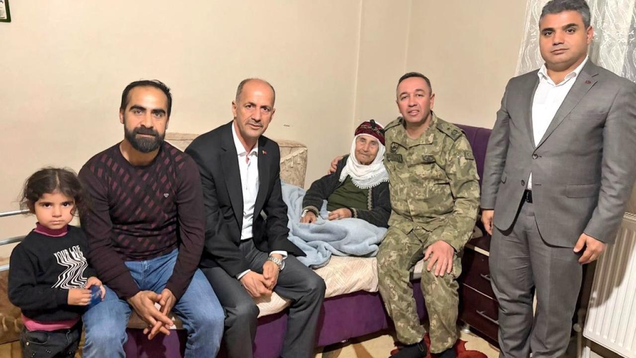 ŞANLIURFA'DA ŞEHİT ANNELERİ ANNELER GÜNÜNDE UNUTULMADI