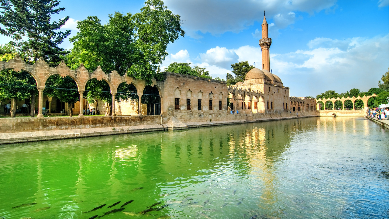 BAYDAR'DAN YETKİLELERE REST:TURİZİM SEZONUNDA BU MANZARA KABUL EDİLEMEZ